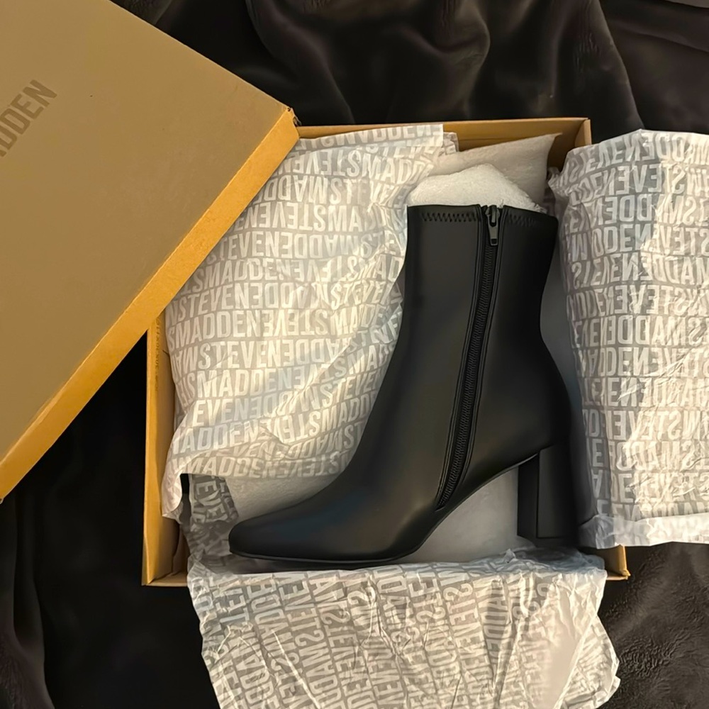 Steve Madden Harli Ankle boots